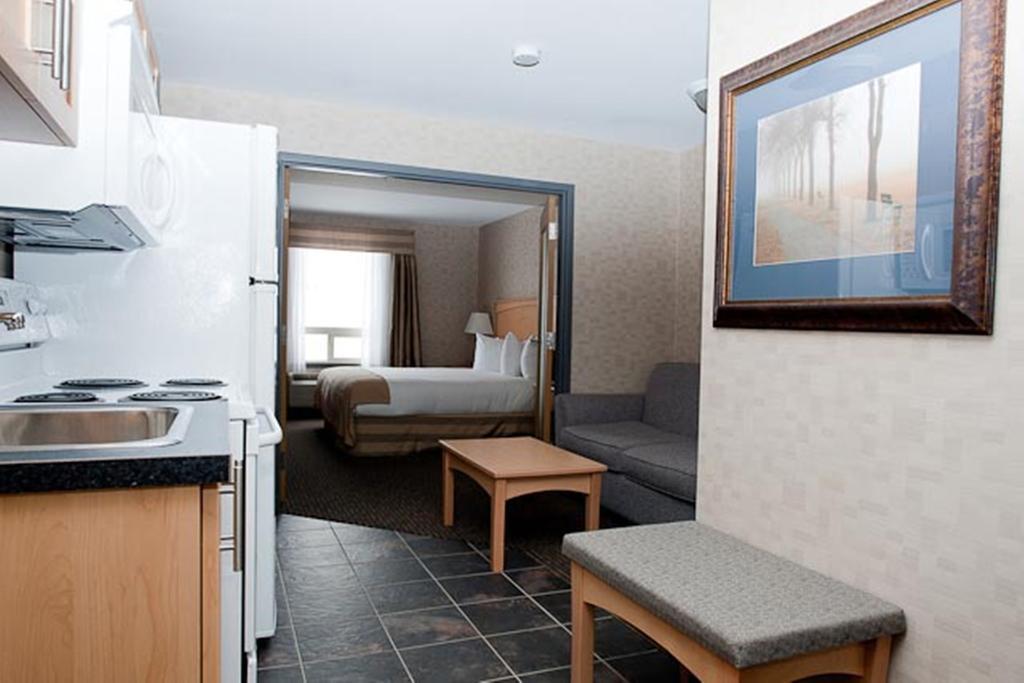 Paradise Inn And Suites Valleyview Экстерьер фото